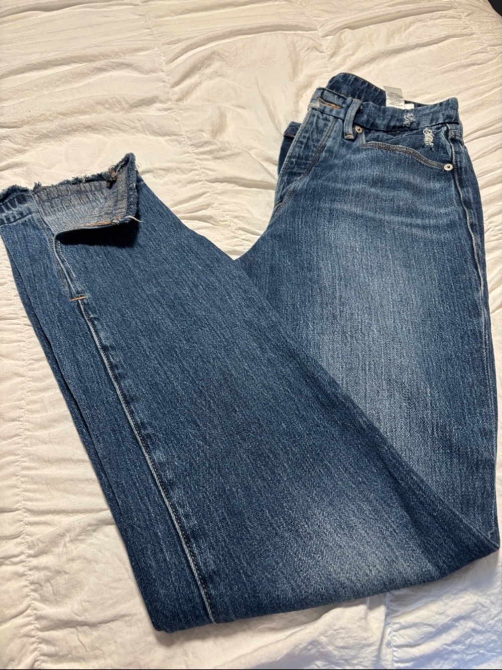 Good American Distressed Dark Blue Boyfriend Jeans - Picture 6 of 9